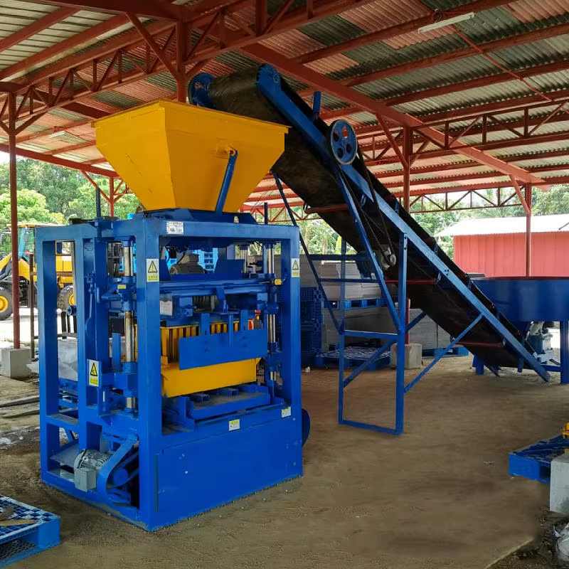 Customizable Size Color Mold QT4-26 Cement Brick Paver Hollow Brick Making Machine Concrete Block Machine Automatic — image 2