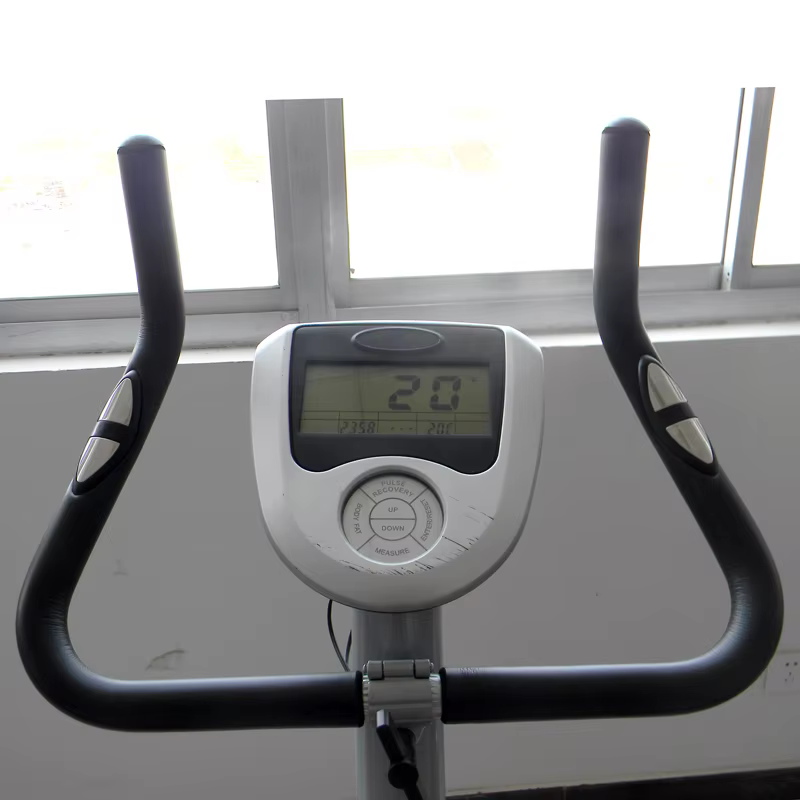 Home Fitness Gym Upright Magnetic Ergometer Spinning Exercise Bike — image 5