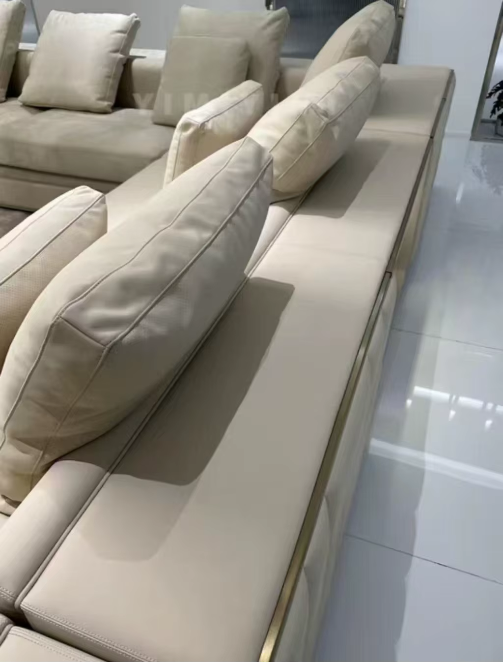 Furnistyle Italian High-End Luxury Villa Design Premium Living Room Leather Couch Set L-Shaped Sofa — image 4