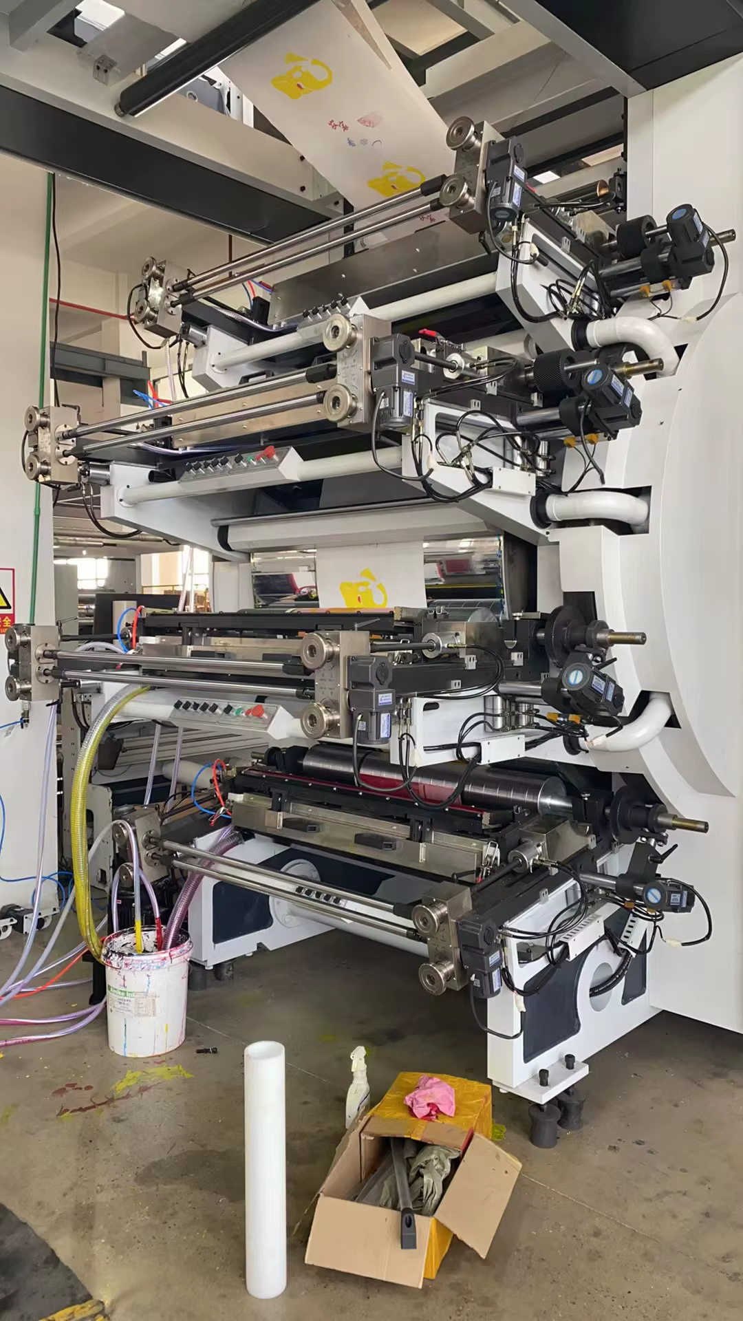Semi Servo Central Drum CI 8-Color Flexo Printing Machine — image 4