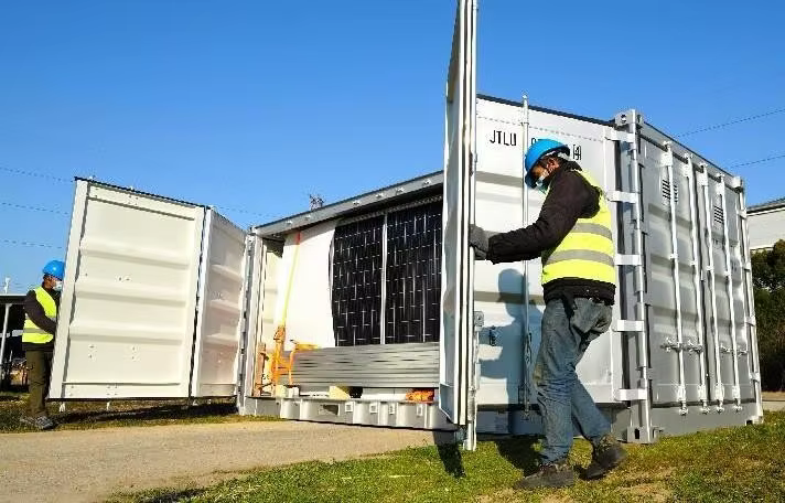 Customized 500kWh-1MWh Industrial Commercial Energy Storage System with 50kW Solar Panels — image 3