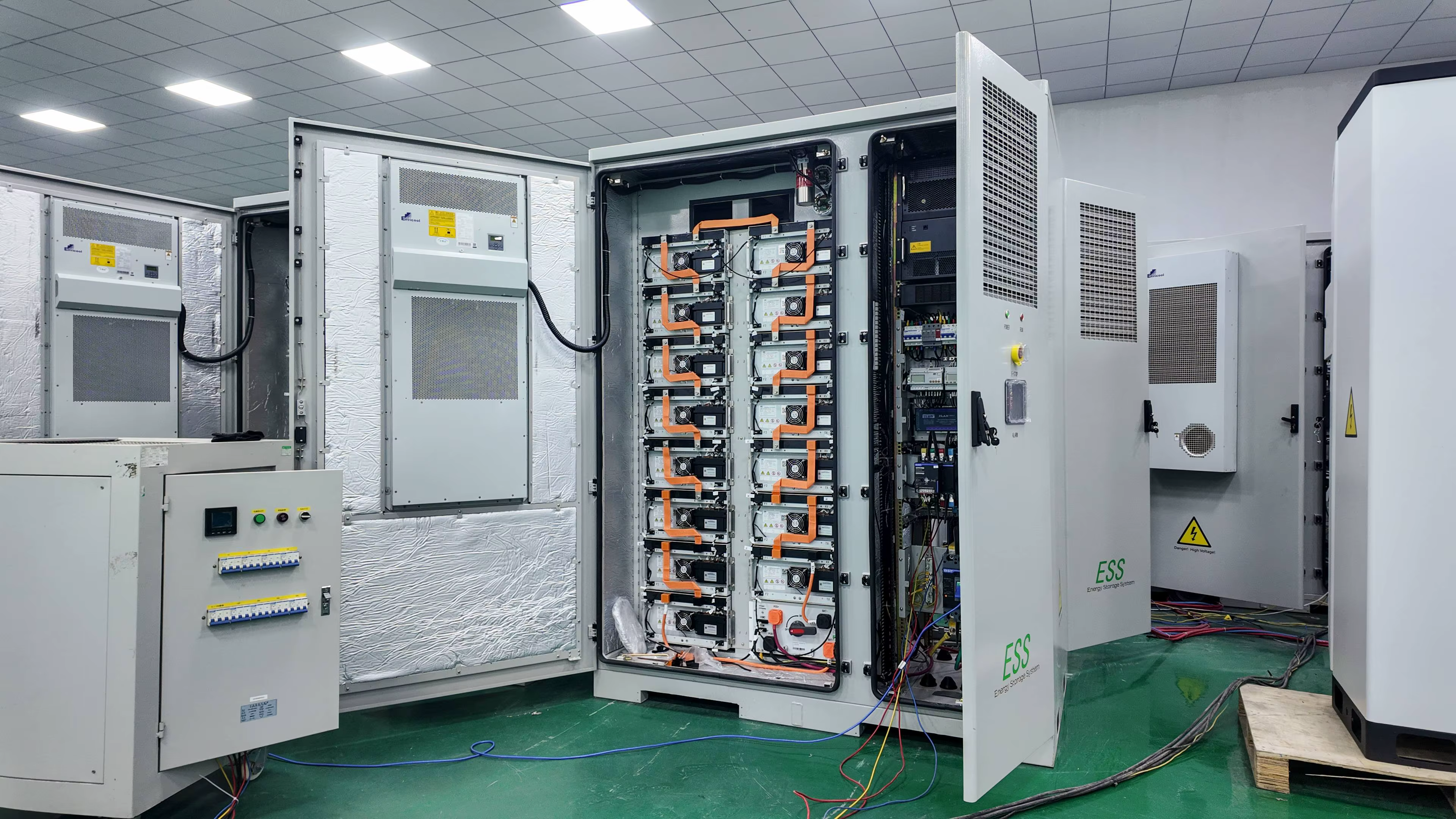 ESS High Voltage 100kWh 200kWh 215kWh Lithium Ion Battery System — image 3