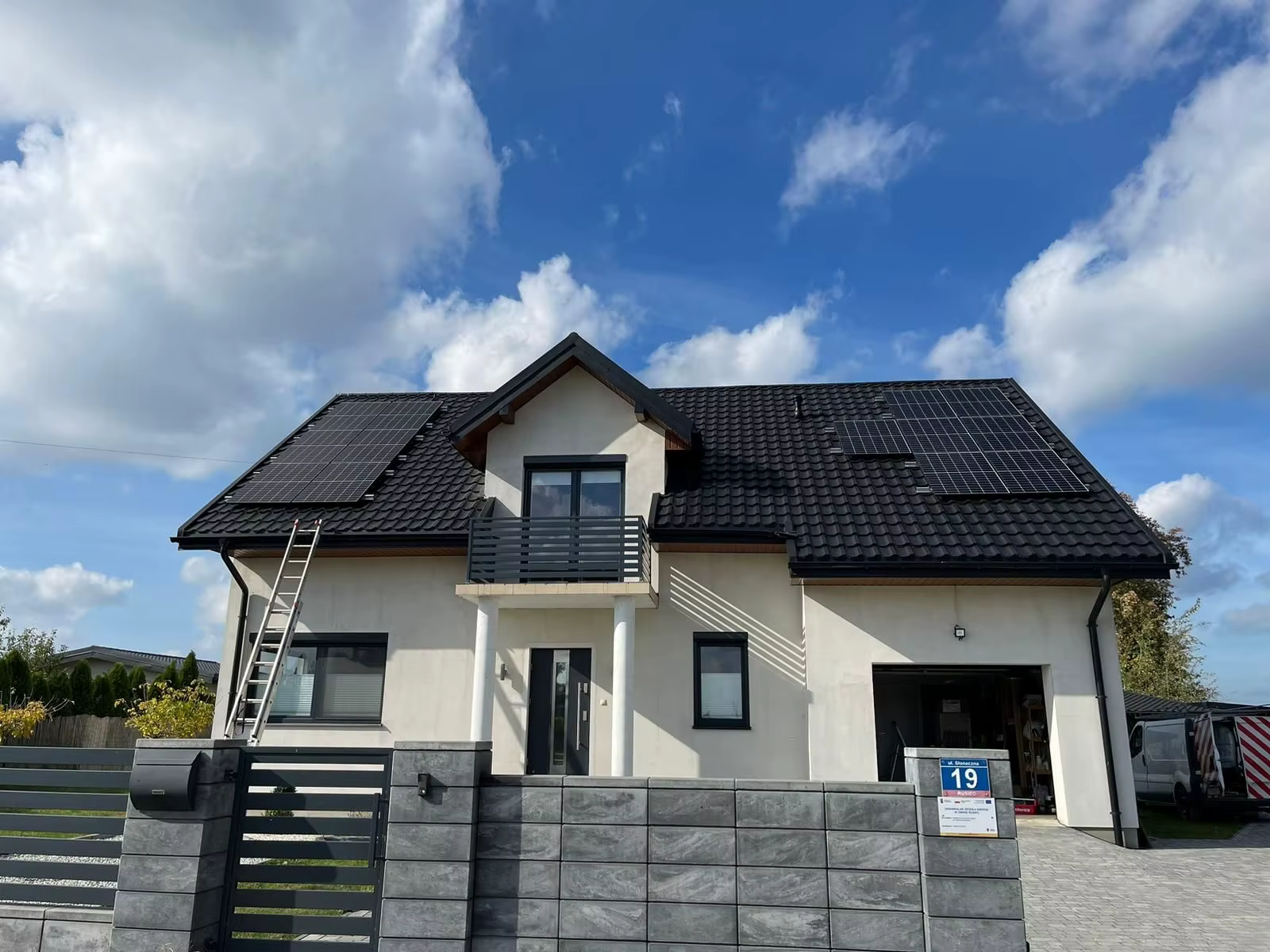 Hybrid Solar Energy Storage System — image 6