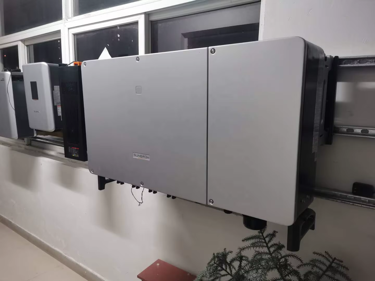 Sungrow 110kW Inverter — image 4