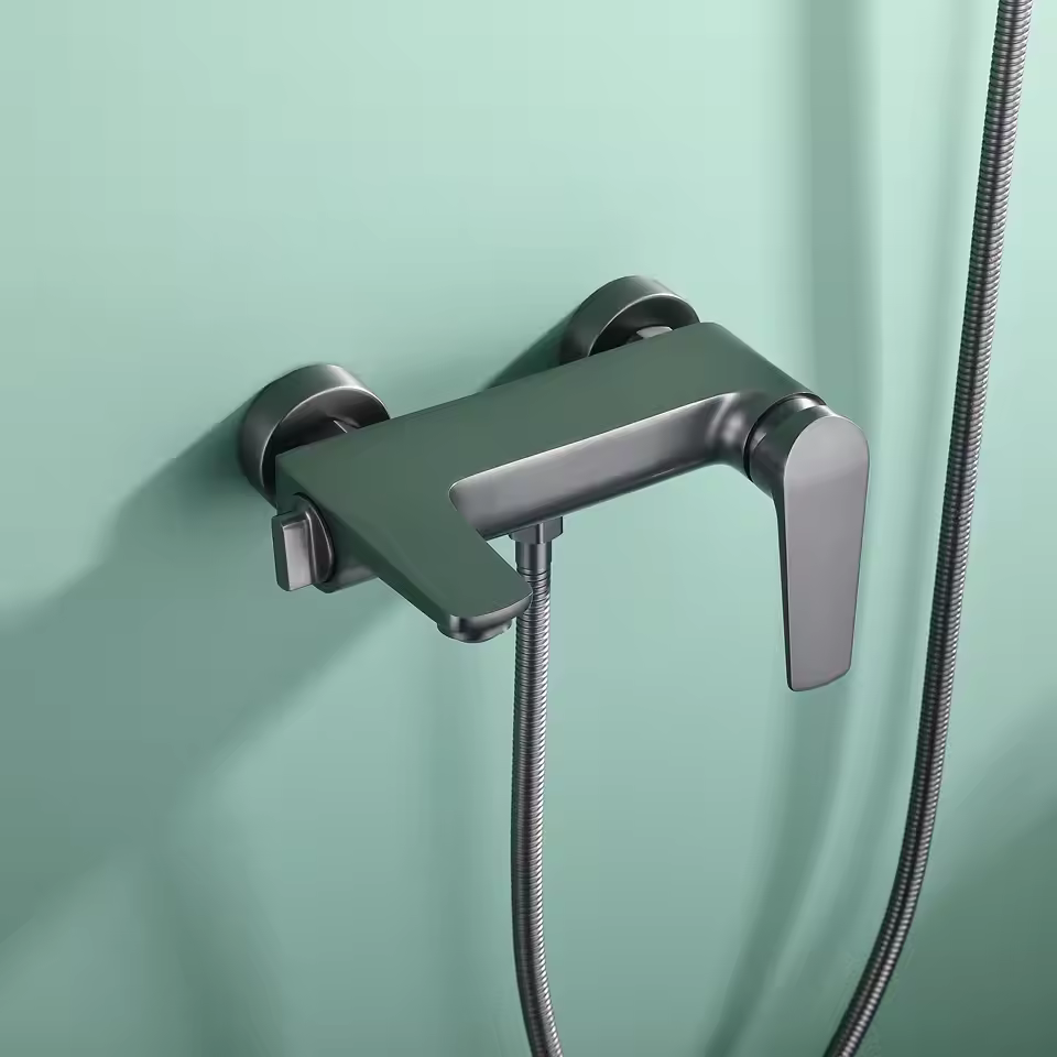 Simple Design Concealed Single Handle Shower Faucet — image 3