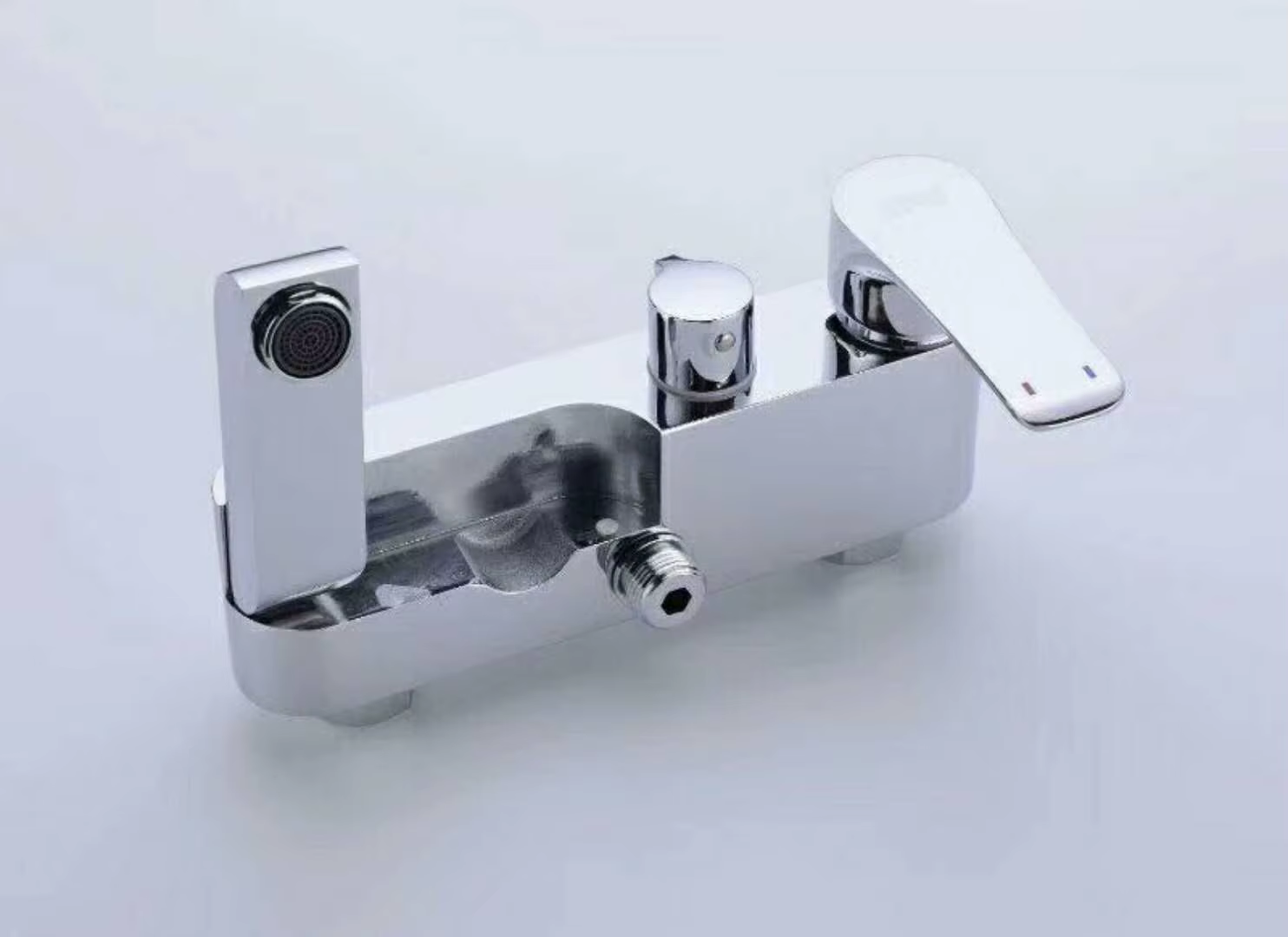High-End Polished Chrome Brass Shower Set — image 5