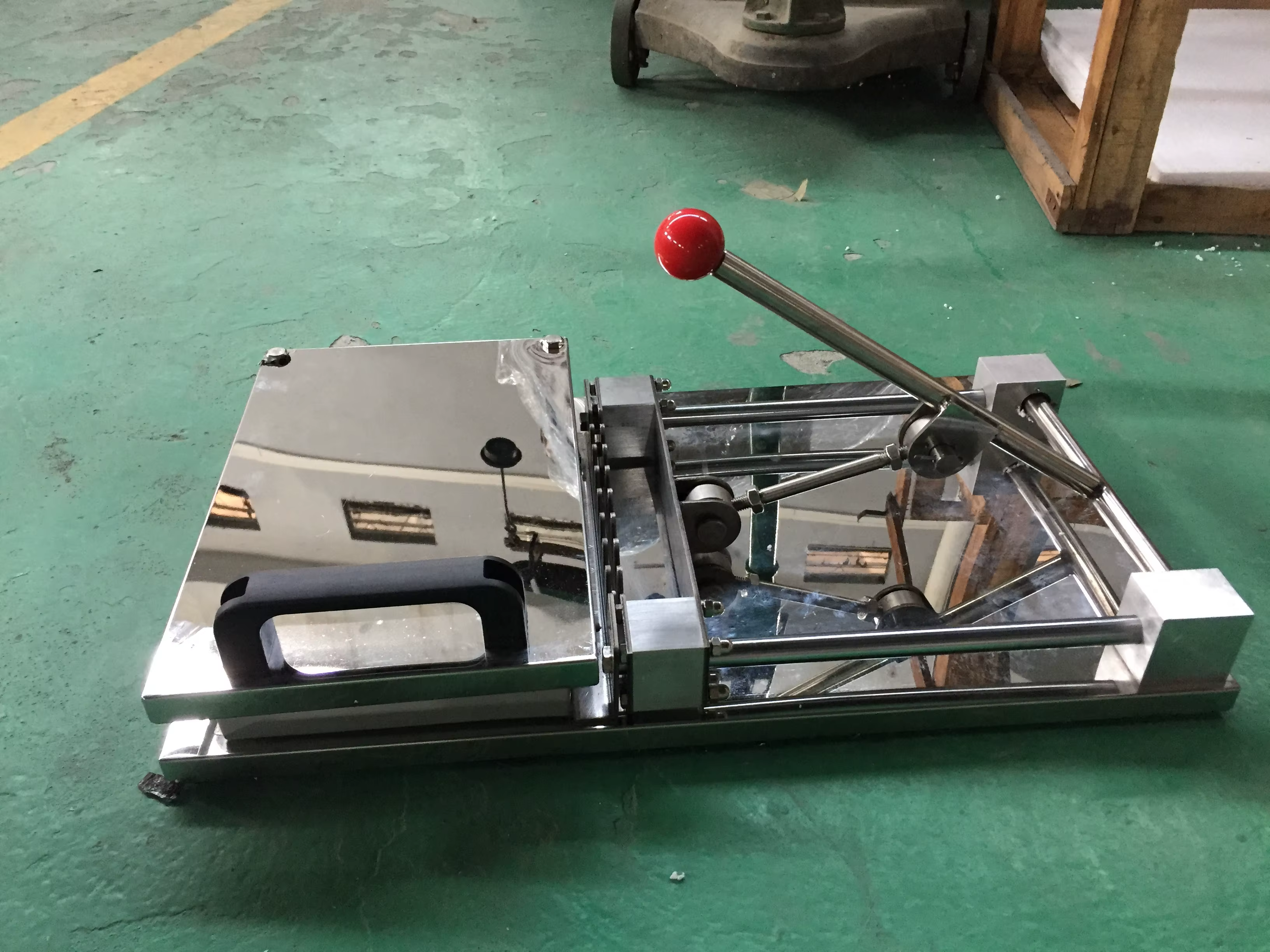 HPM 1 Manual BBQ Kebab Machine — image 3