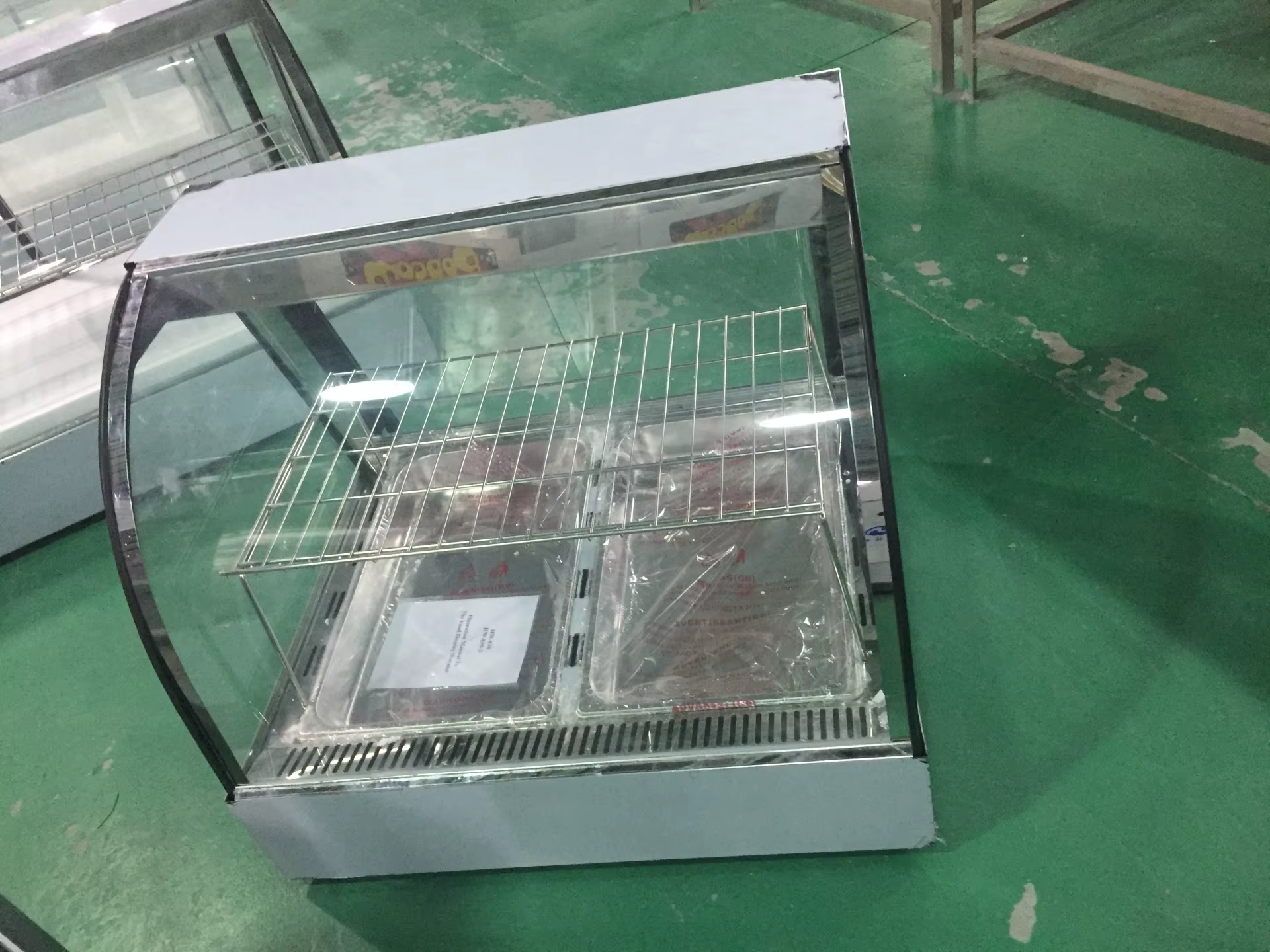 Curved Glass Pastry Warmer Fast Food — image 2