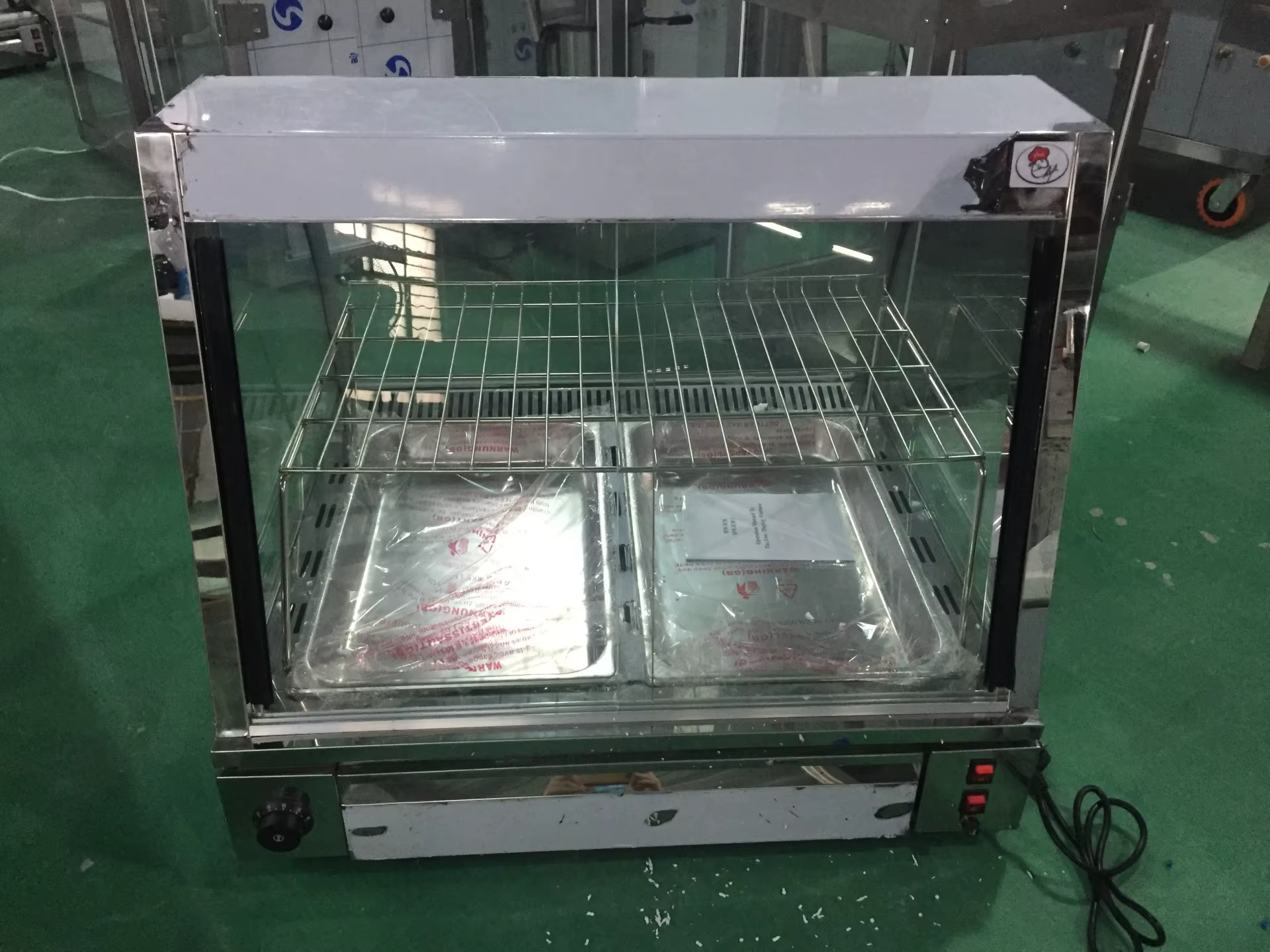 Curved Glass Pastry Warmer Fast Food — image 4
