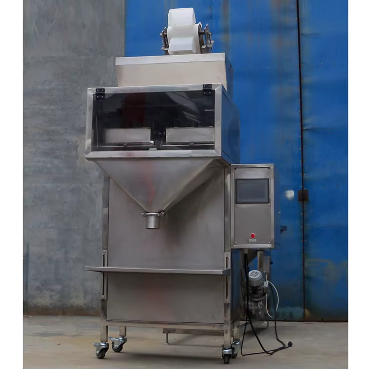 Potato Chips Packaging Semi-Automatic Nitrogen Packing Machine — image 3