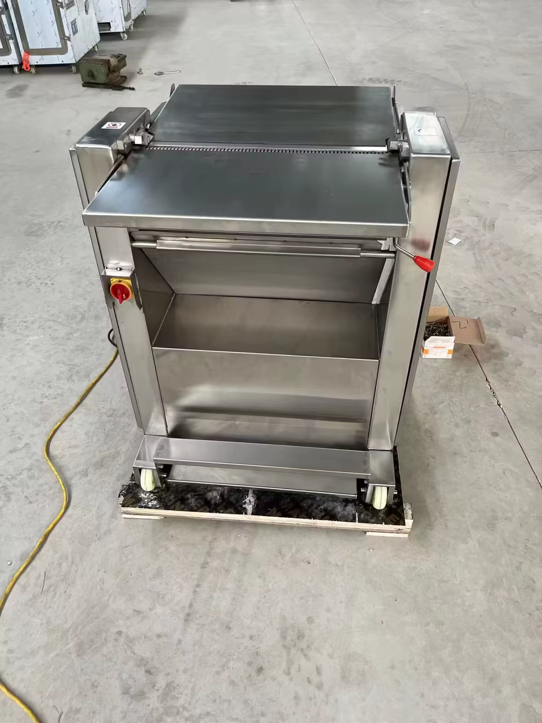 High Quality Pig Skin Removal Machine — image 5