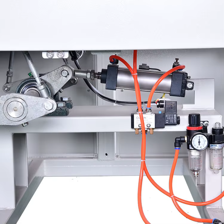 Factory Using Heat Shrink Film Packer — image 4