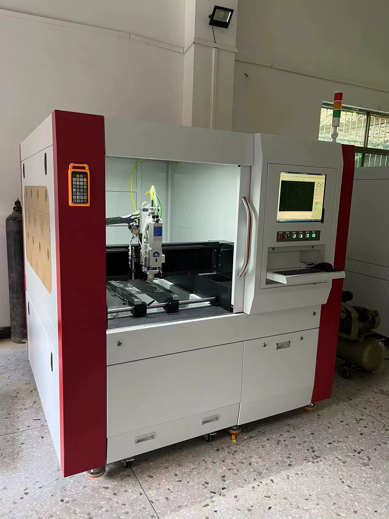 High Precision Small 400x600mm Fiber Laser — image 3