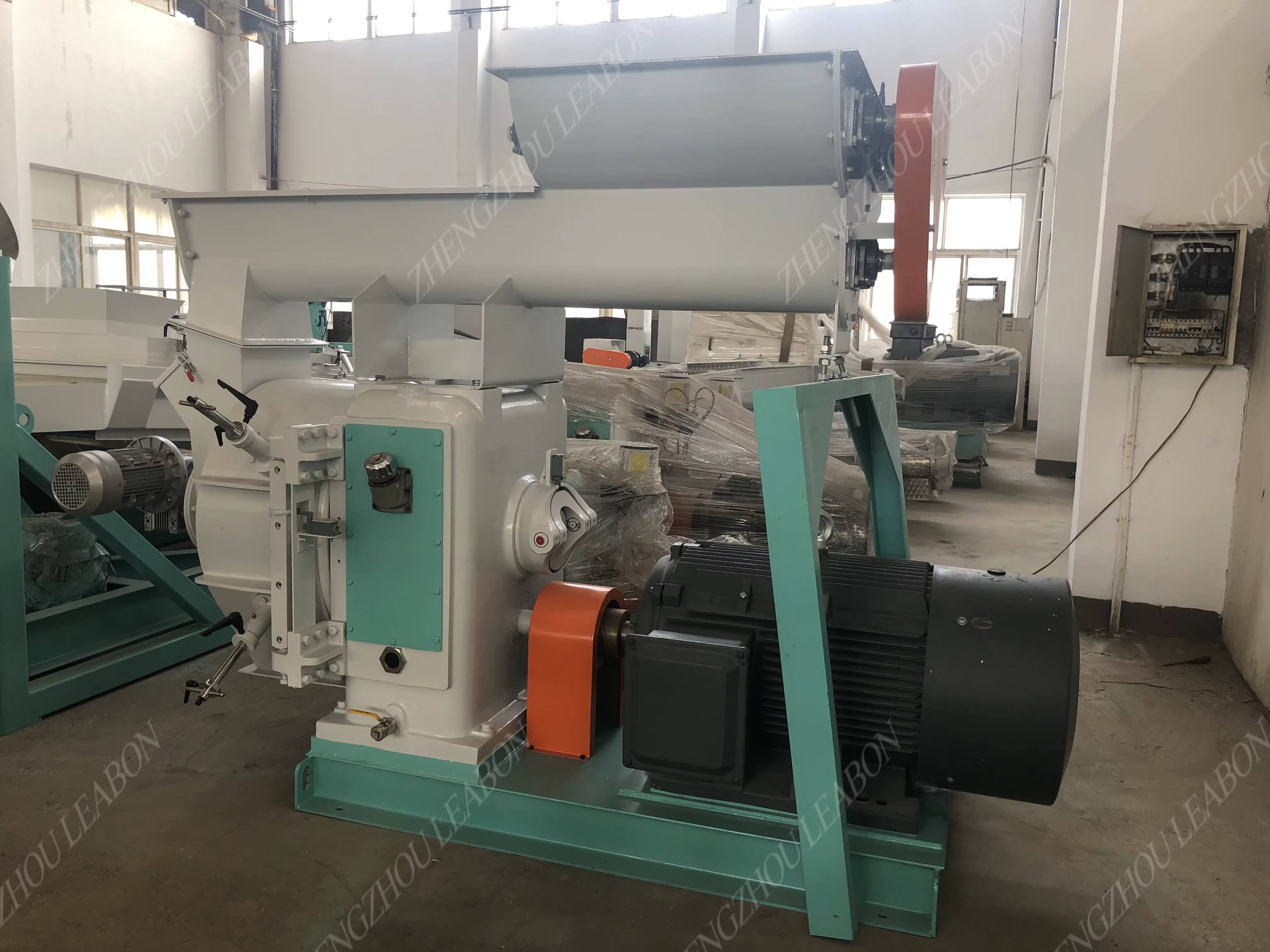 1t H Wood Sawdust Pressing Pellet — image 4