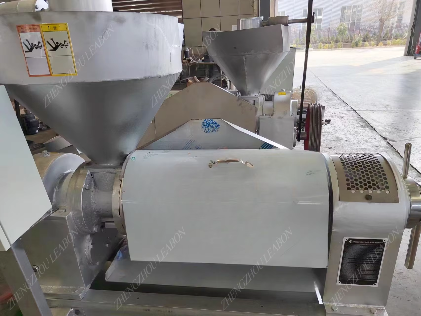 Good Quality Mini Oil Press Machine — image 4