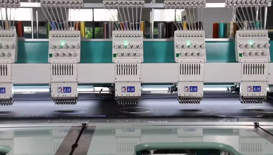12 Head Computer Embroidery Machine Price — image 3