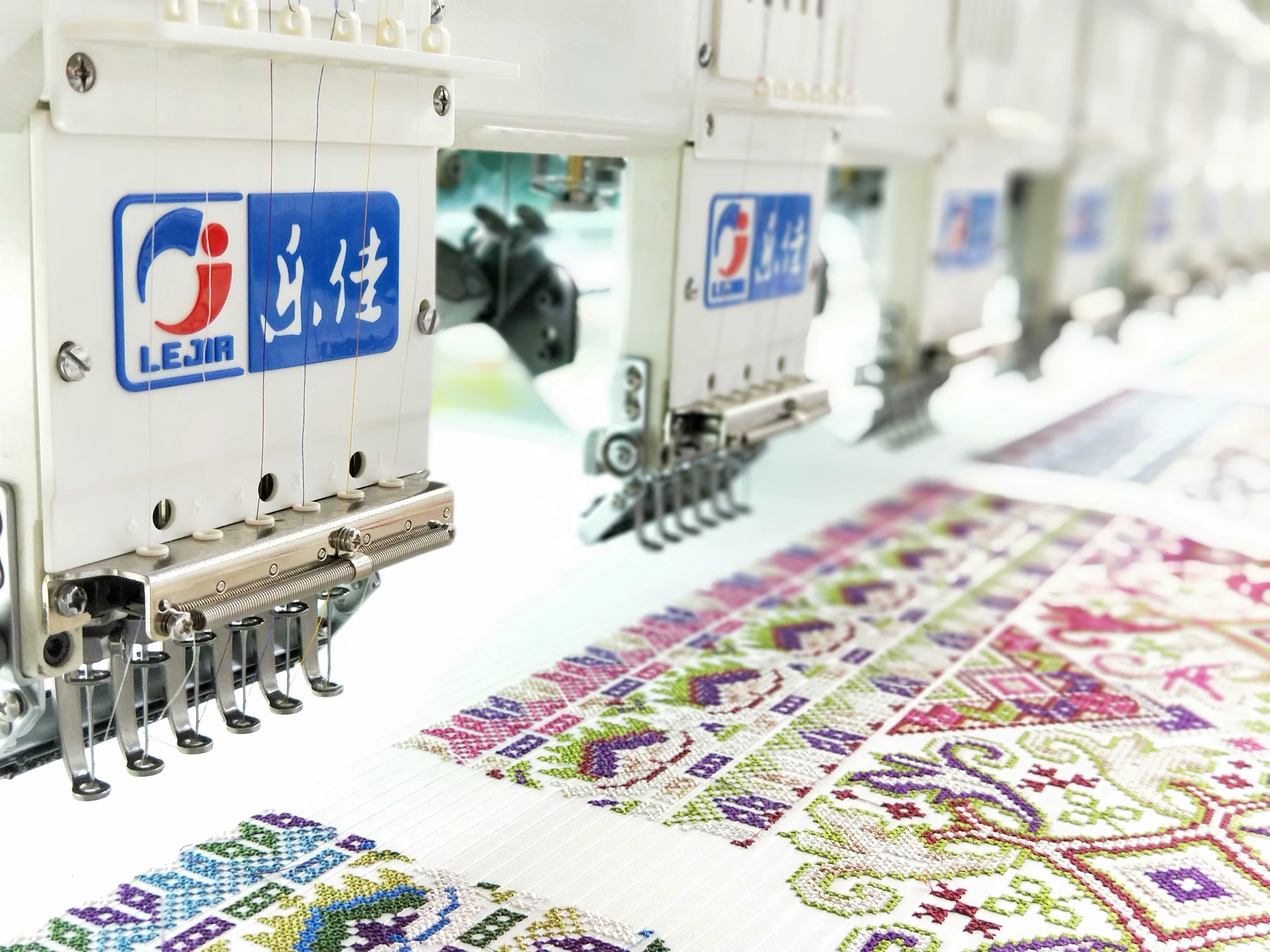 LEJIA Innov-is V3 10 Head Computerized Embroidery Machine — image 3
