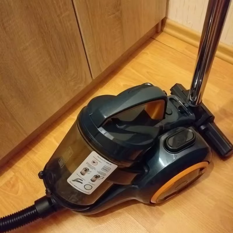 Bagless Canister Vacume Cleaner Staubsauger With — image 4