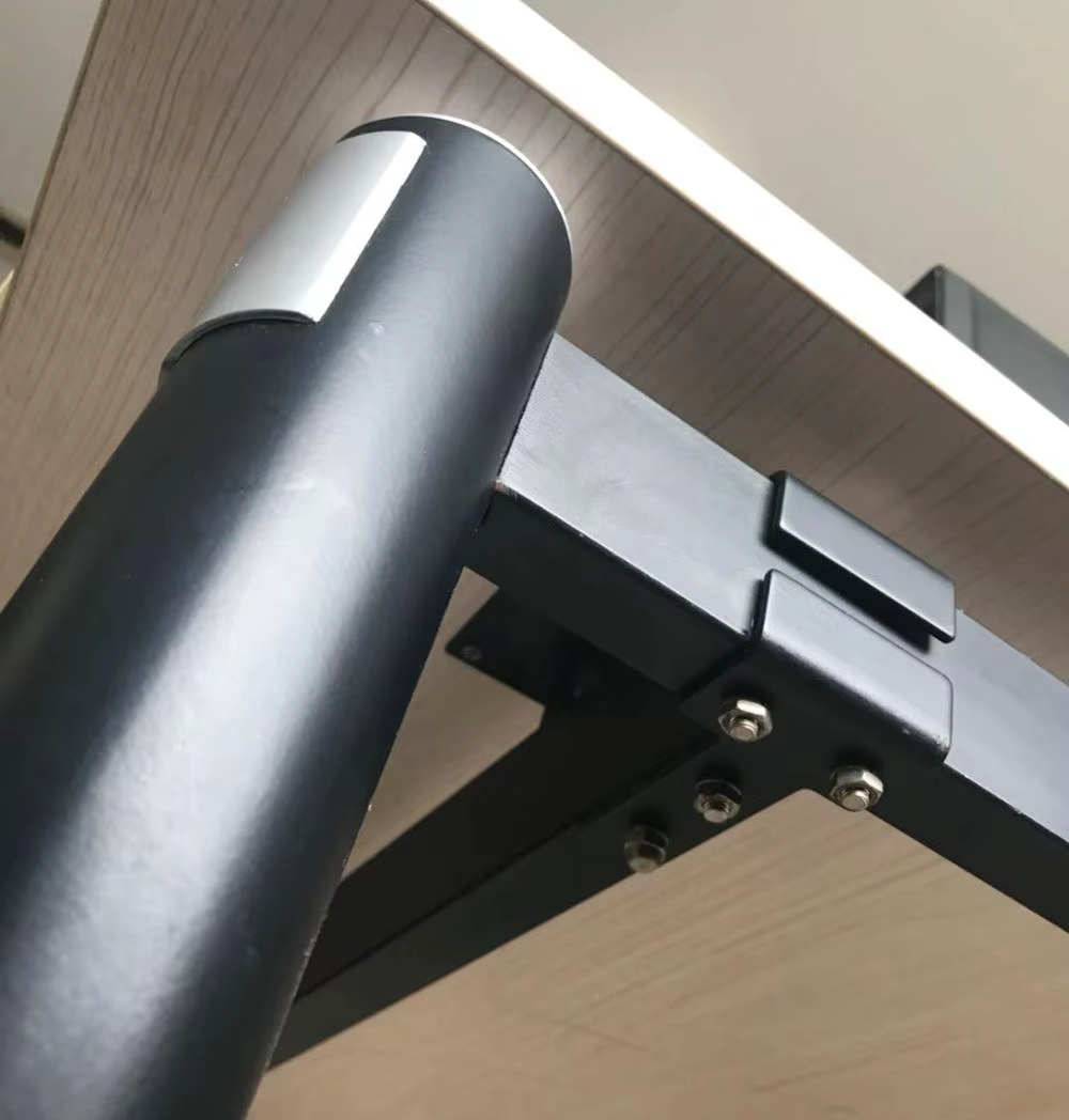 6 Person High Quality Office Workstation — image 3