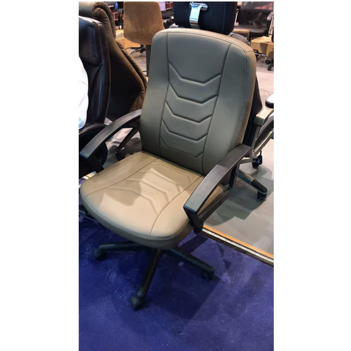 Swivel Brown Leather Executive Office Chair — image 3