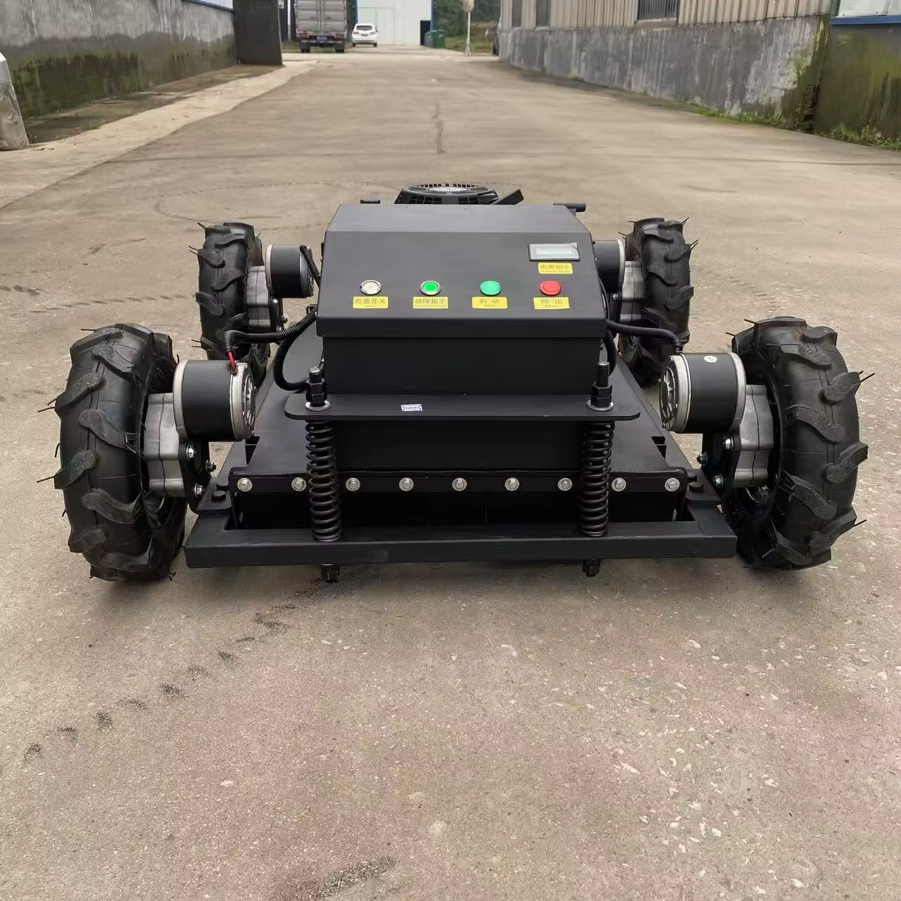 China Remote Control Grass Cutter Machine — image 4