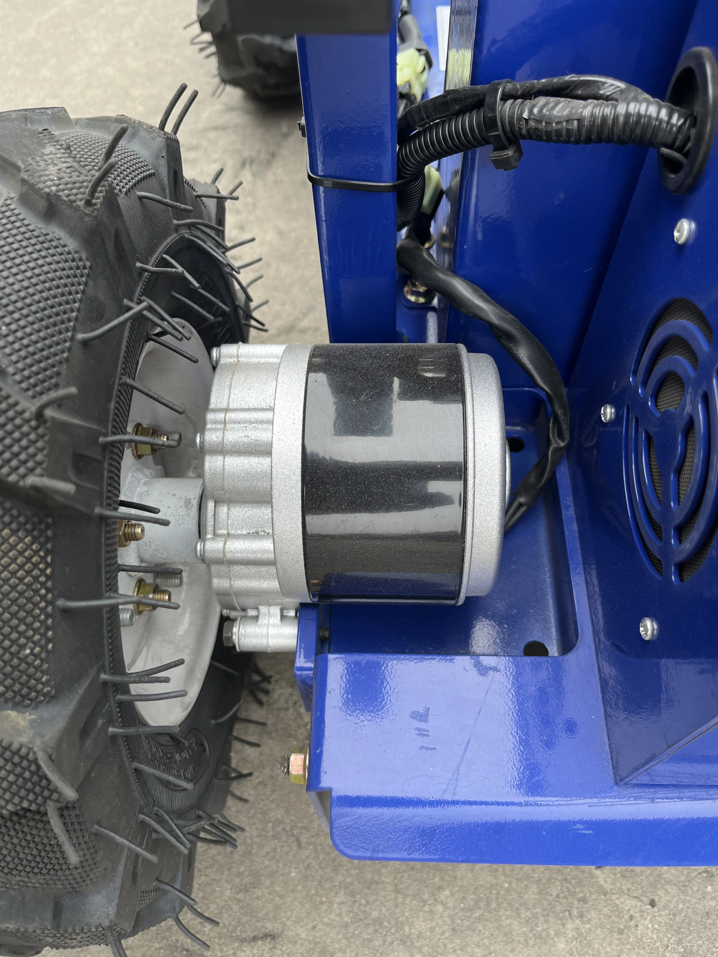 Garden Tools Equipment Petrol Remote Control — image 5