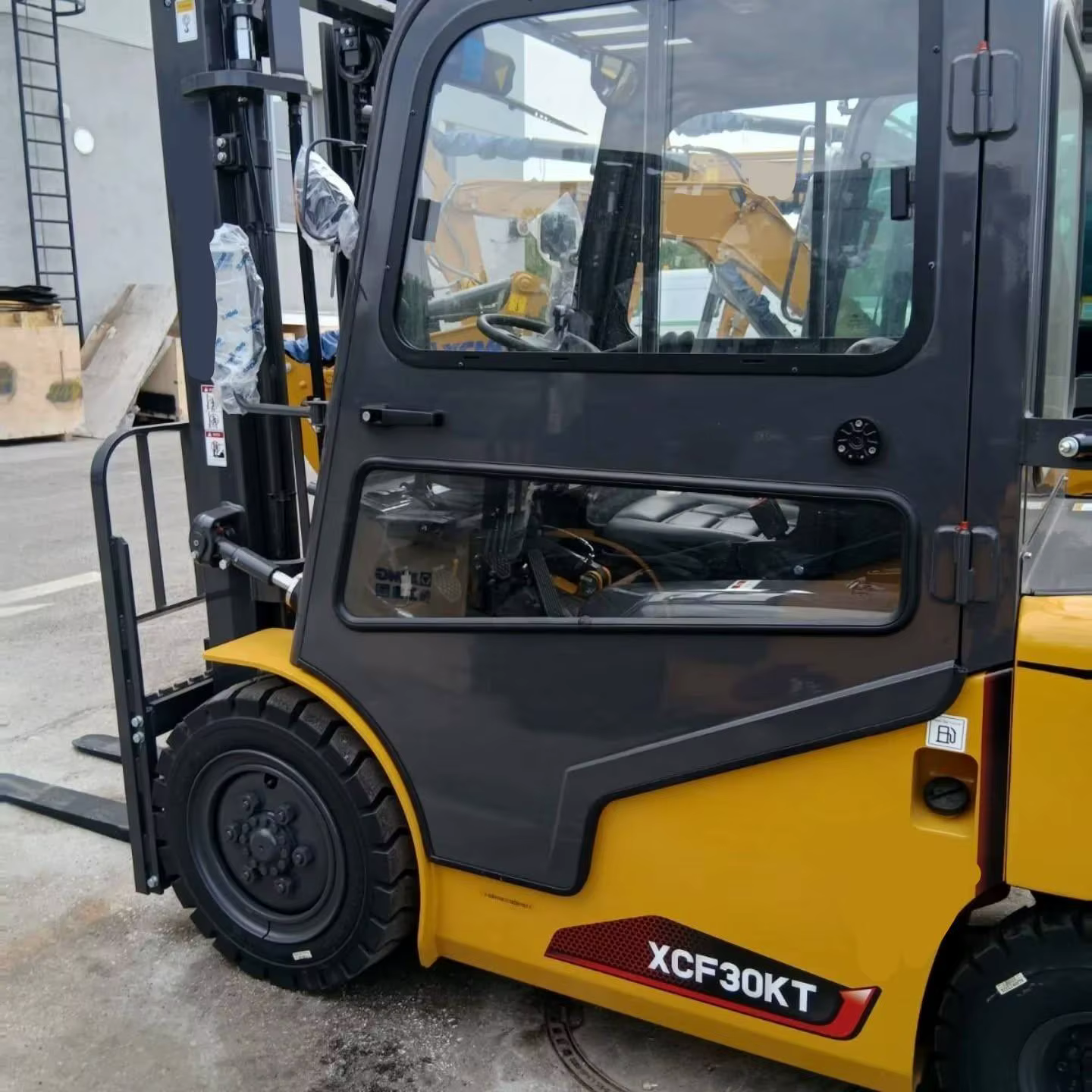 XCF K Series 3ton Small Tonnage — image 2