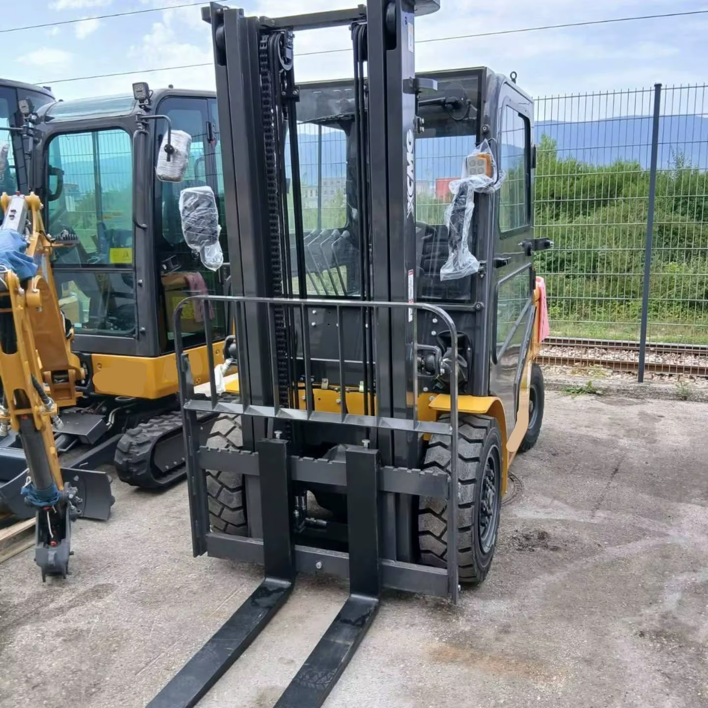 XCF K Series 3ton Small Tonnage — image 4
