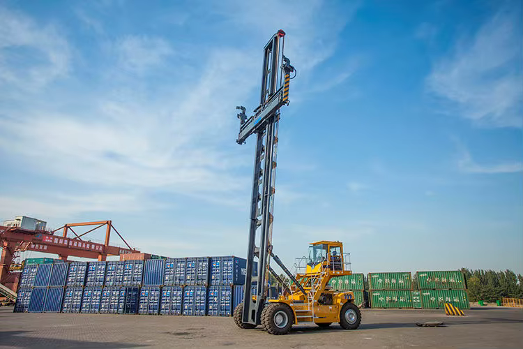 9 Ton K Series Empty Container Stacker XCH907K — image 3