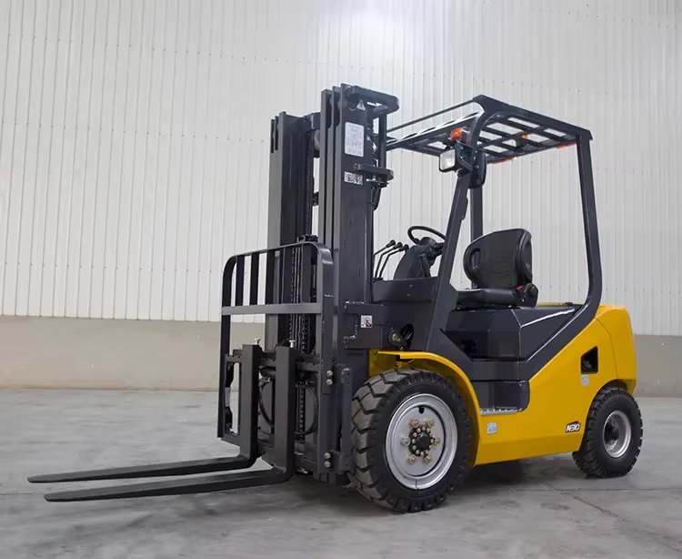 New China Diesel Forklift Truck Machines — image 5