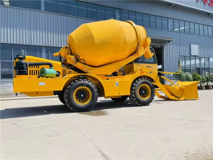 SLM4000I 4 Cubic Meter Self Loading — image 3