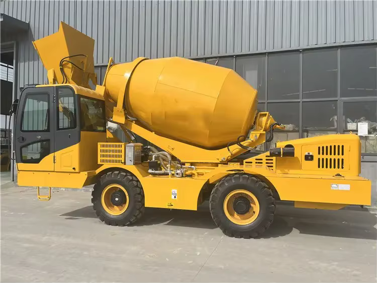 SLM4000I 4 Cubic Meter Self Loading — image 4