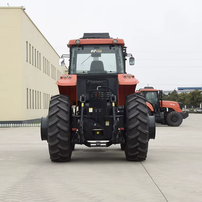 China Agriculture Tractor 220HP 4 4 — image 6