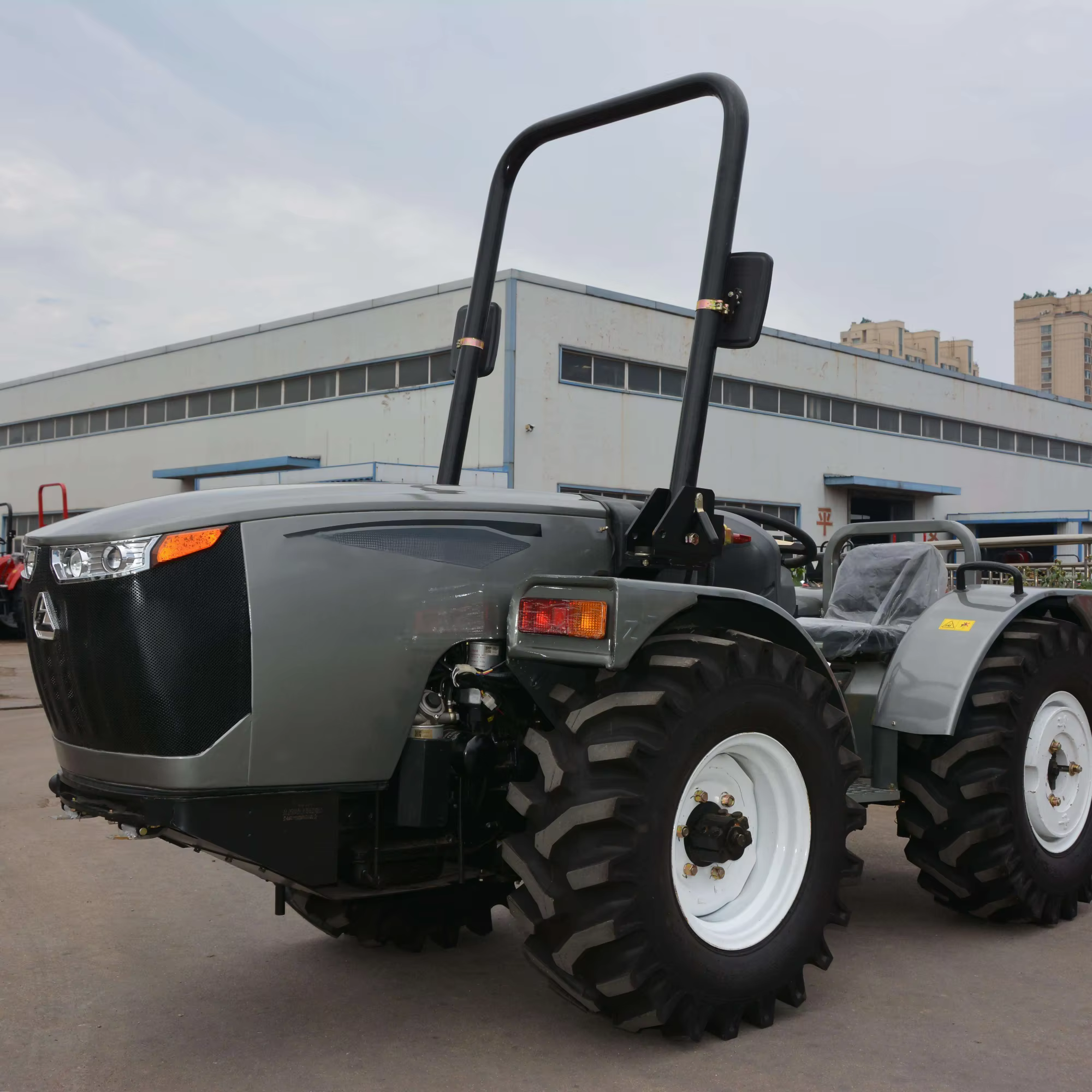 60HP 70HP 4x4 Mini Tractor Agriculture — image 3