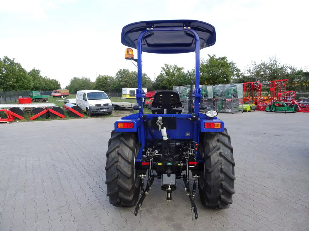 LOVOL E SERIES 4x4 Mini Tractor — image 4