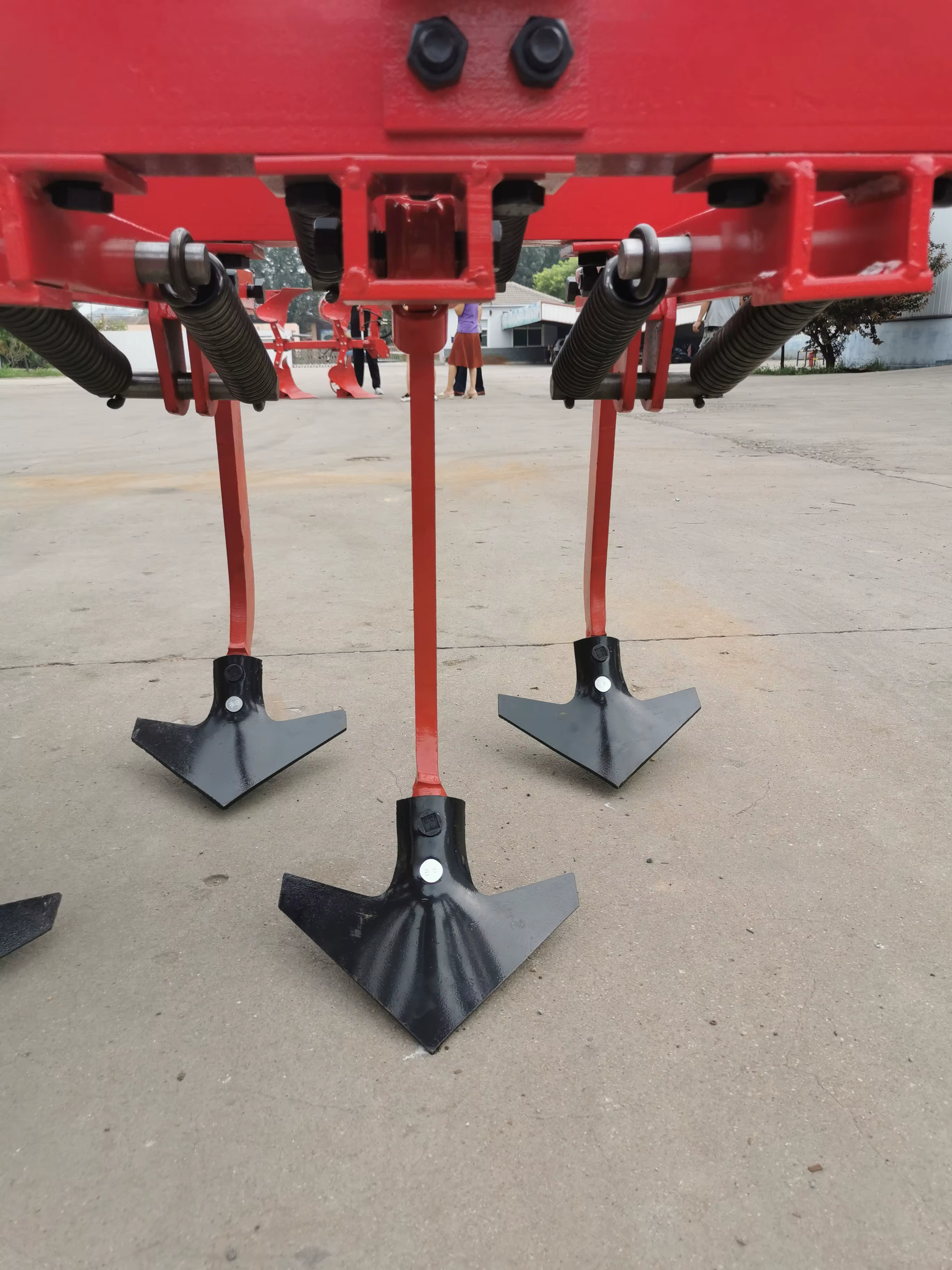 Three Point Suspension Cultivator Spring Tooth — image 6