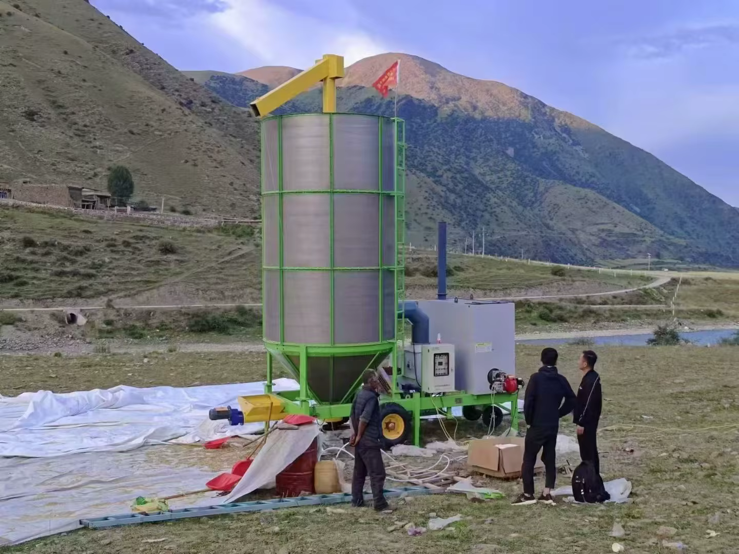 High Capacity 10T Mobile Grain Dryer — image 3