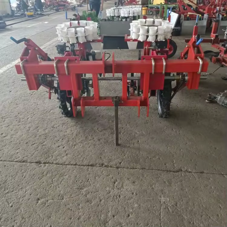 Automatic Tractor Mounted Vegetable Cabbage Seedling — image 3