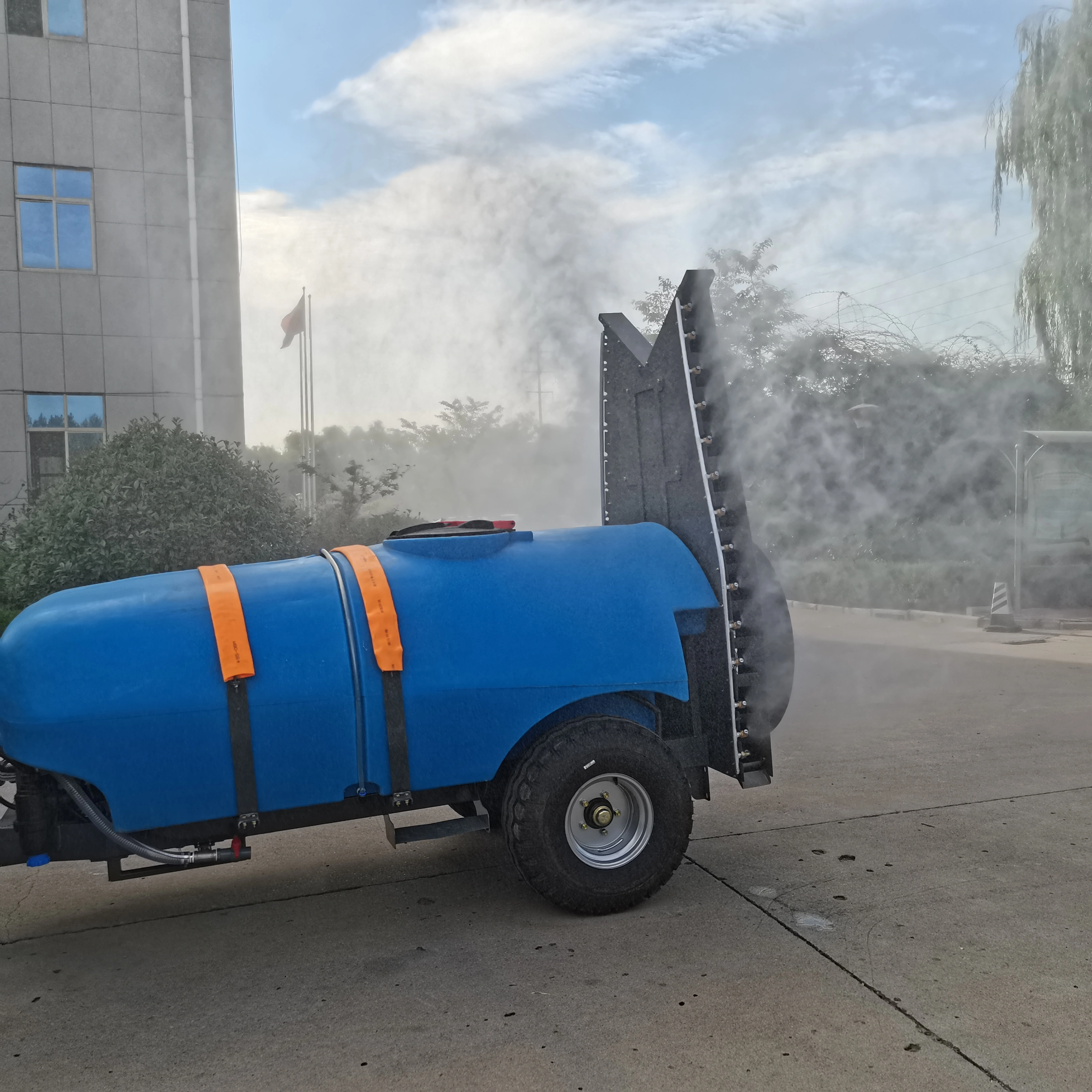 Power Sprayer Of Traction Power Boom — image 5