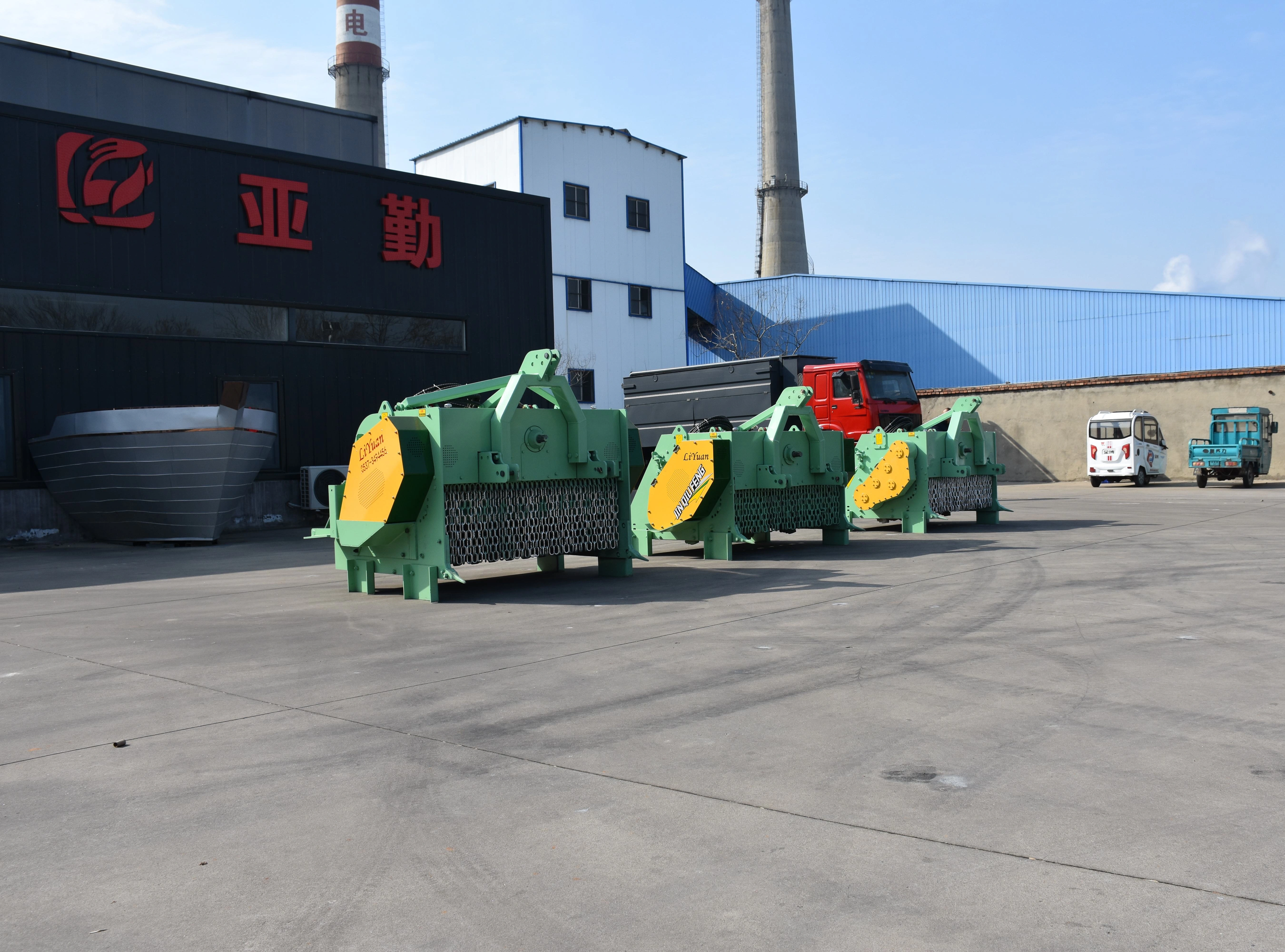 Efficient Tractor Type Farm Stone Crusher — image 6