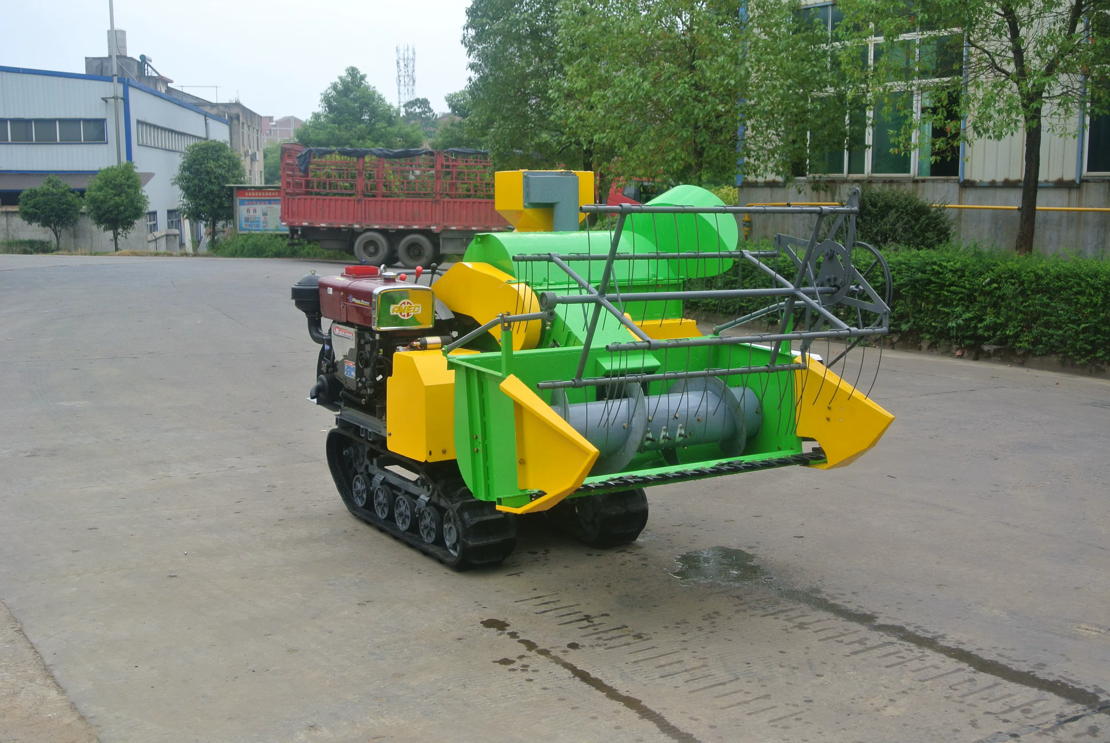 Fully Automatic Grain Combined Agricultural Harvesting — image 2