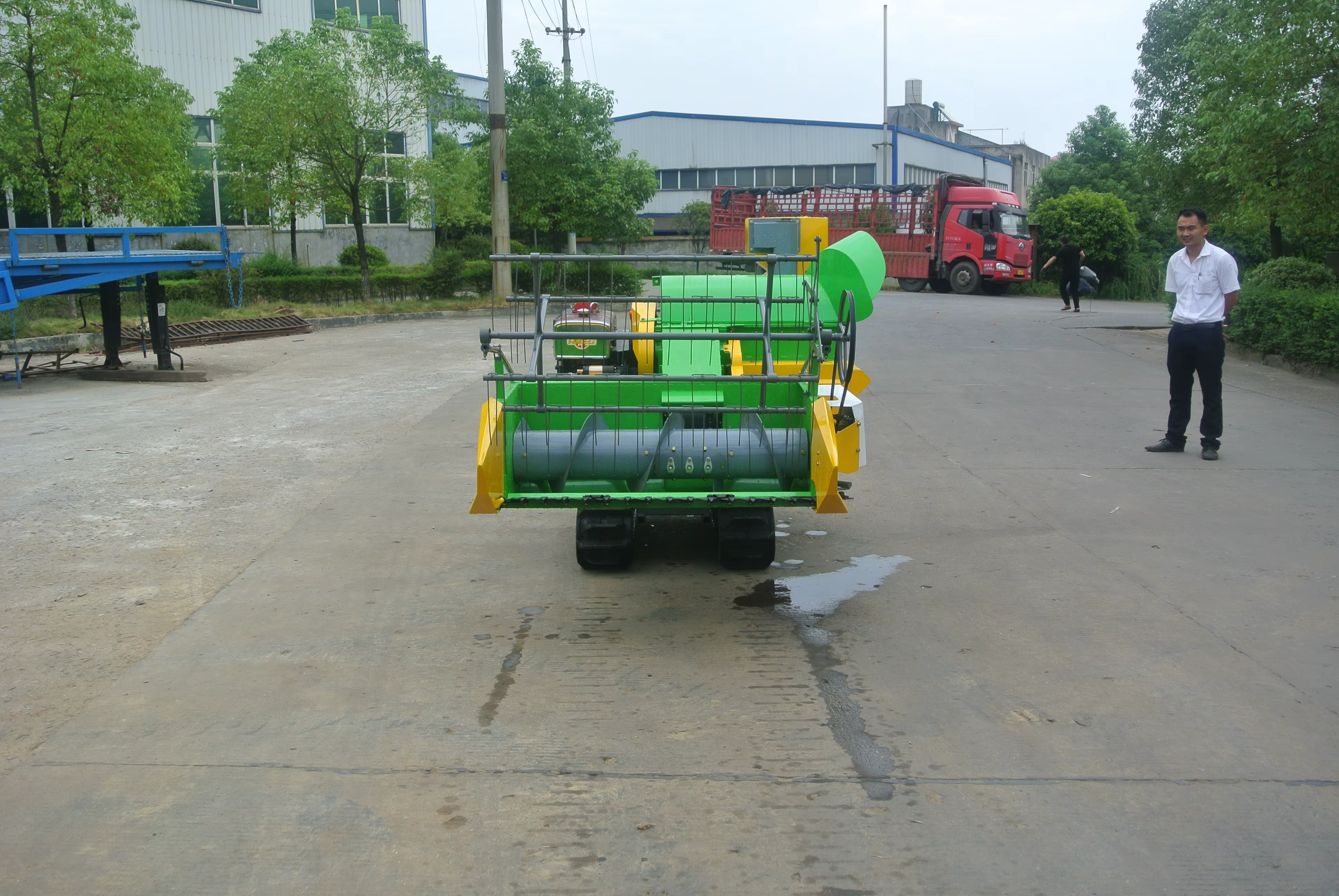 Fully Automatic Grain Combined Agricultural Harvesting — image 6