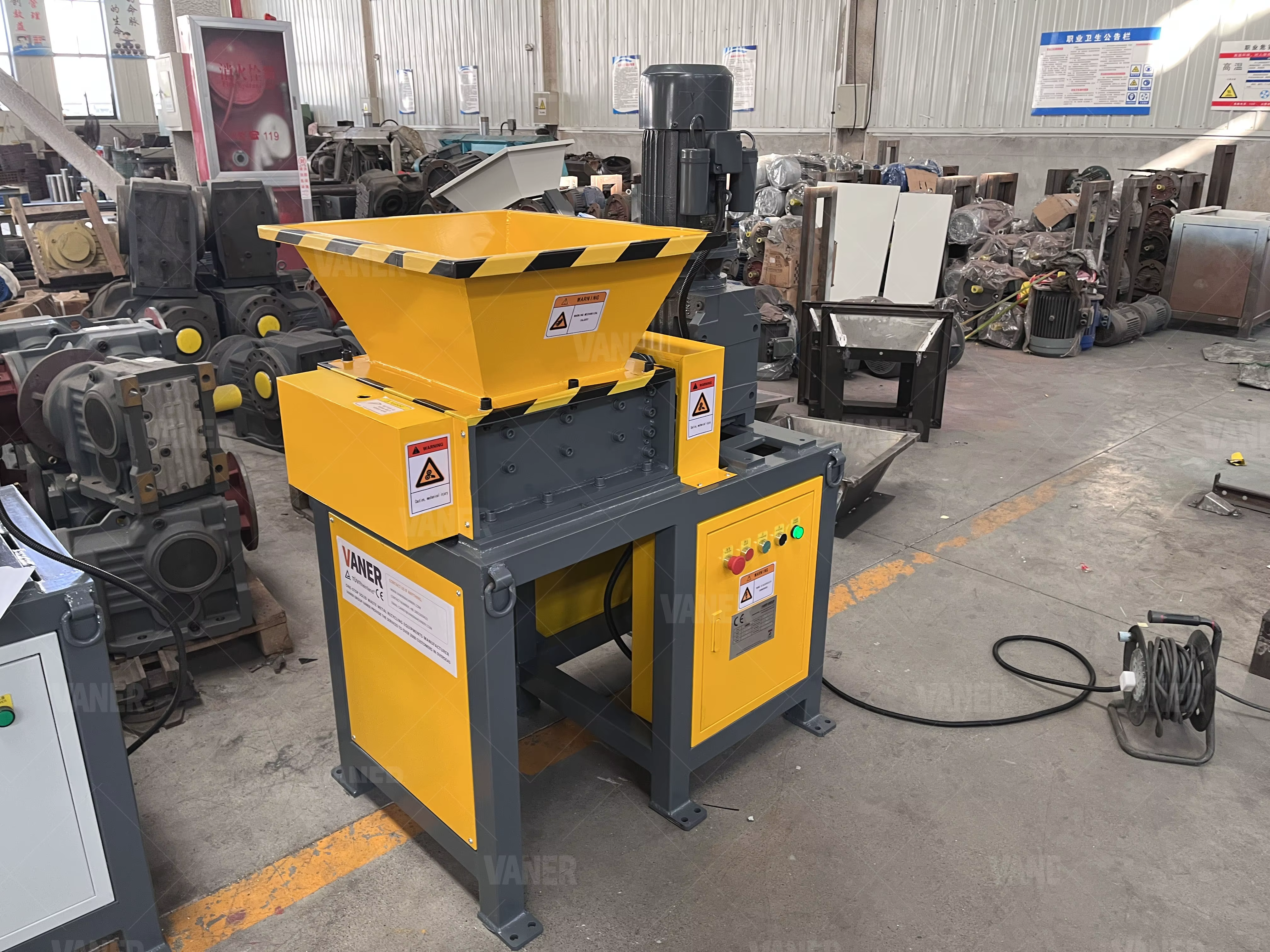 V EB300 VANER Aluminium Recycling Machine — image 3