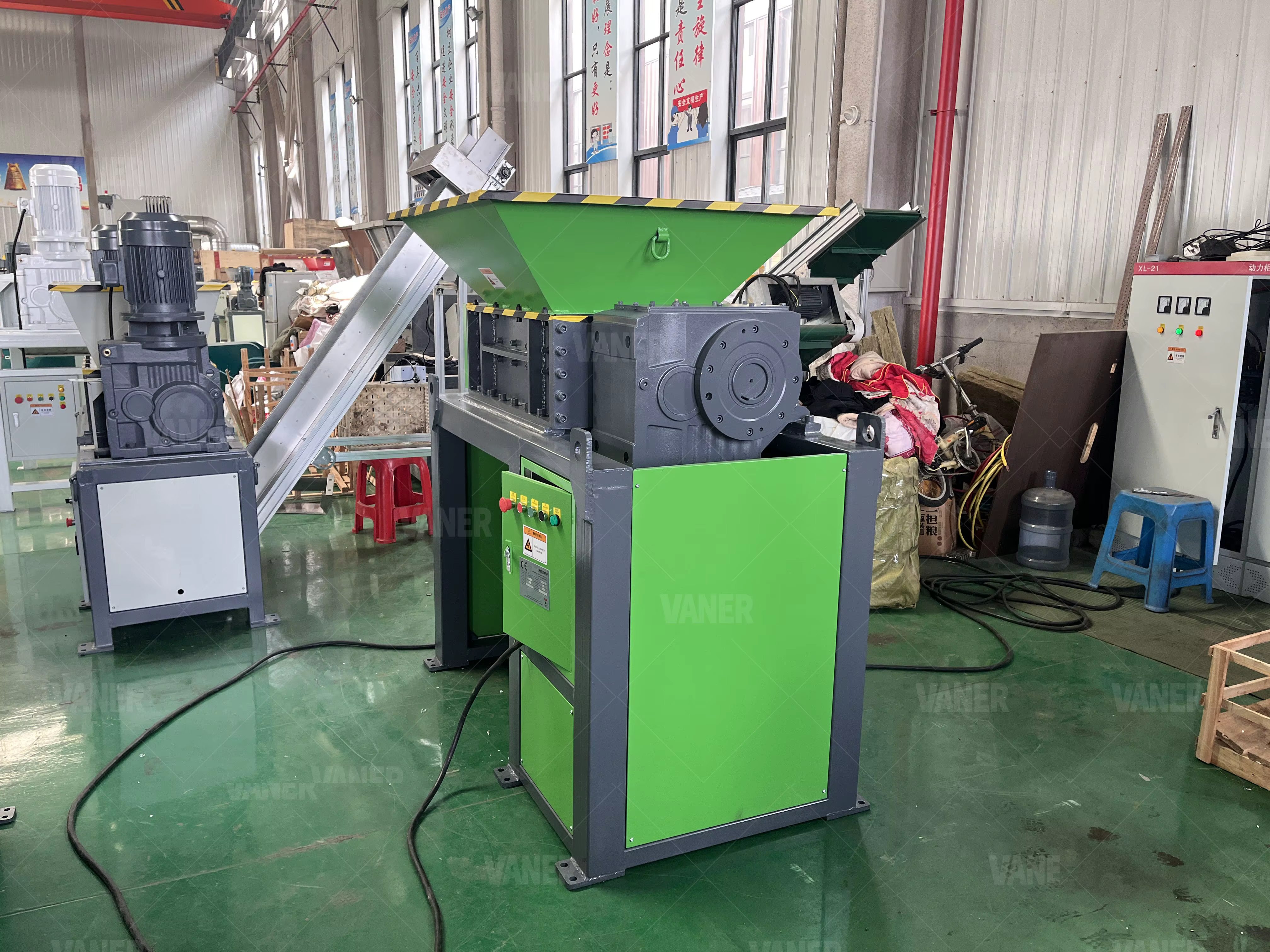 V EBK600 VANER Scrap Metal Shredder — image 3