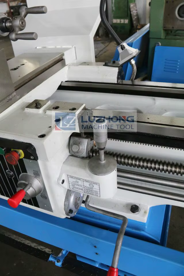 Flat Bed Manual Lathe Machine Price — image 4