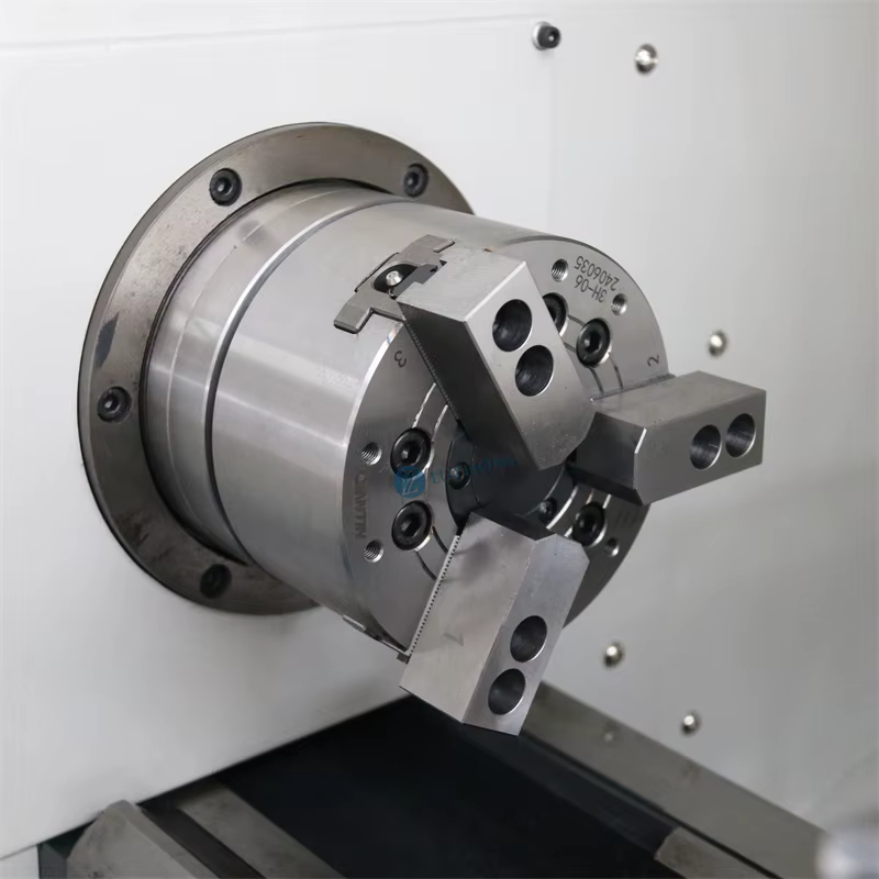 CK6132 Series Mini CNC Lathe Automatic — image 4