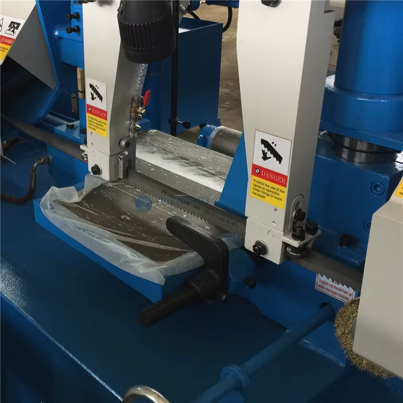 Metal Cutting Bandsaw Belt Sawing Machine — image 4