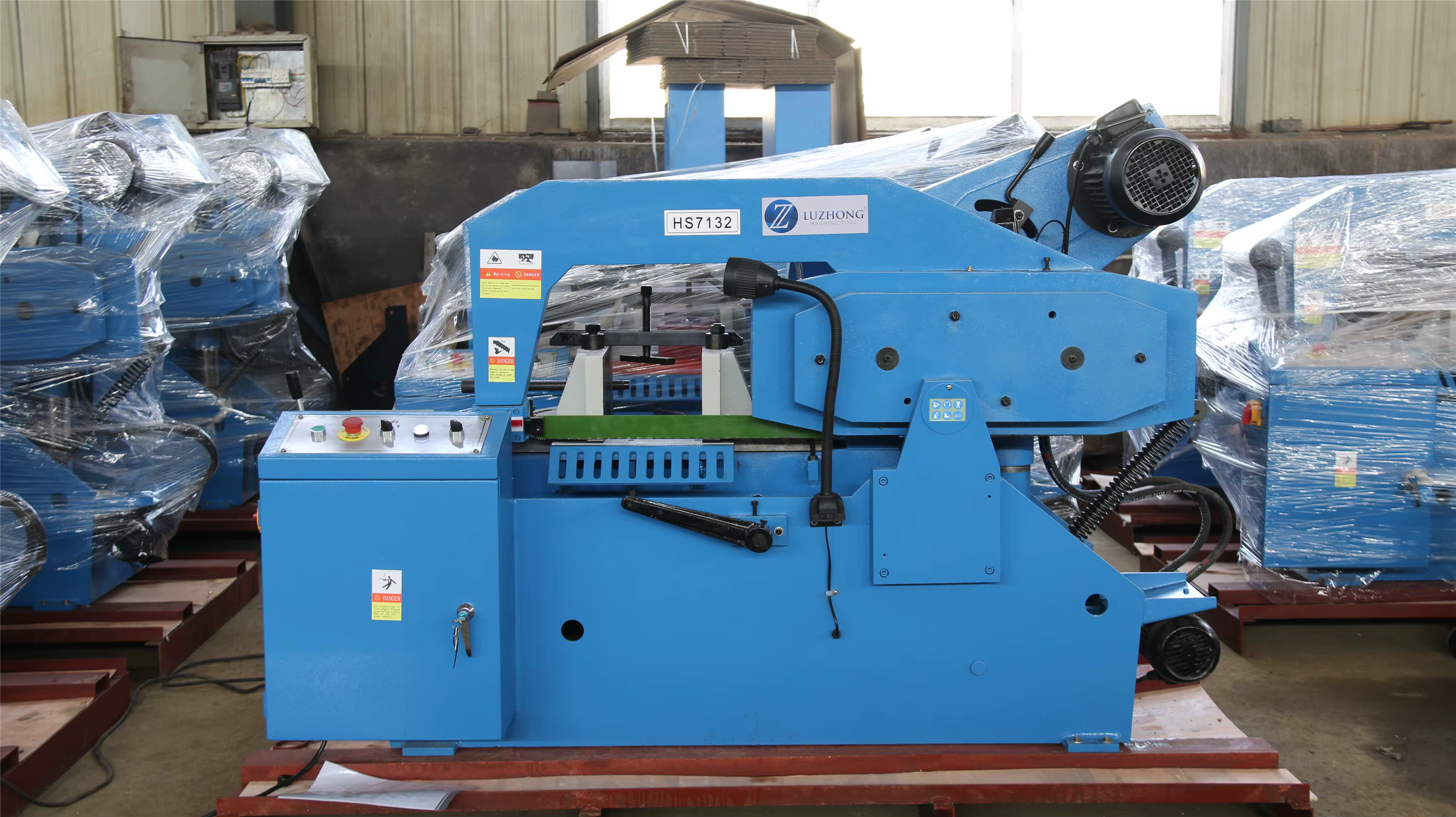 HS7140 Metal Cut Power Hacksaw Machine — image 2