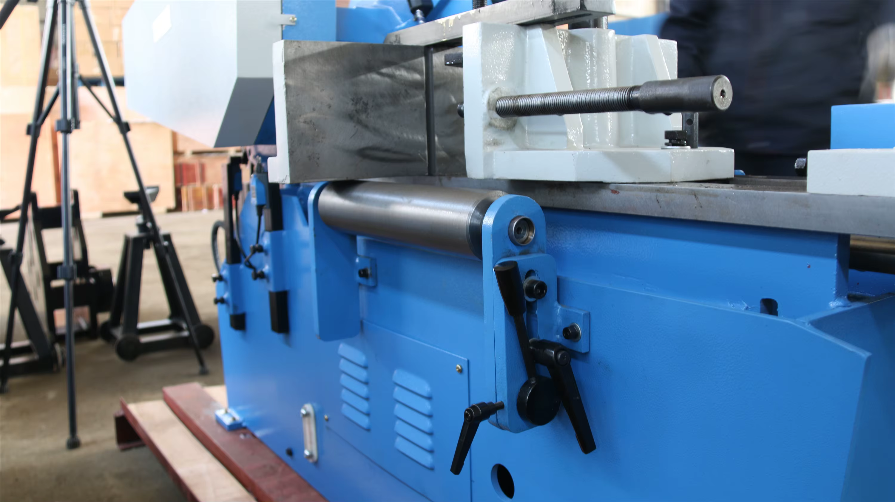HS7140 Metal Cut Power Hacksaw Machine — image 6
