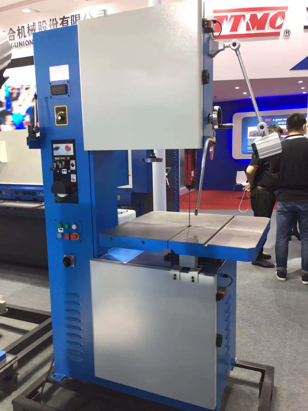 Small Table Cutting Saw VS500 Vertical — image 4